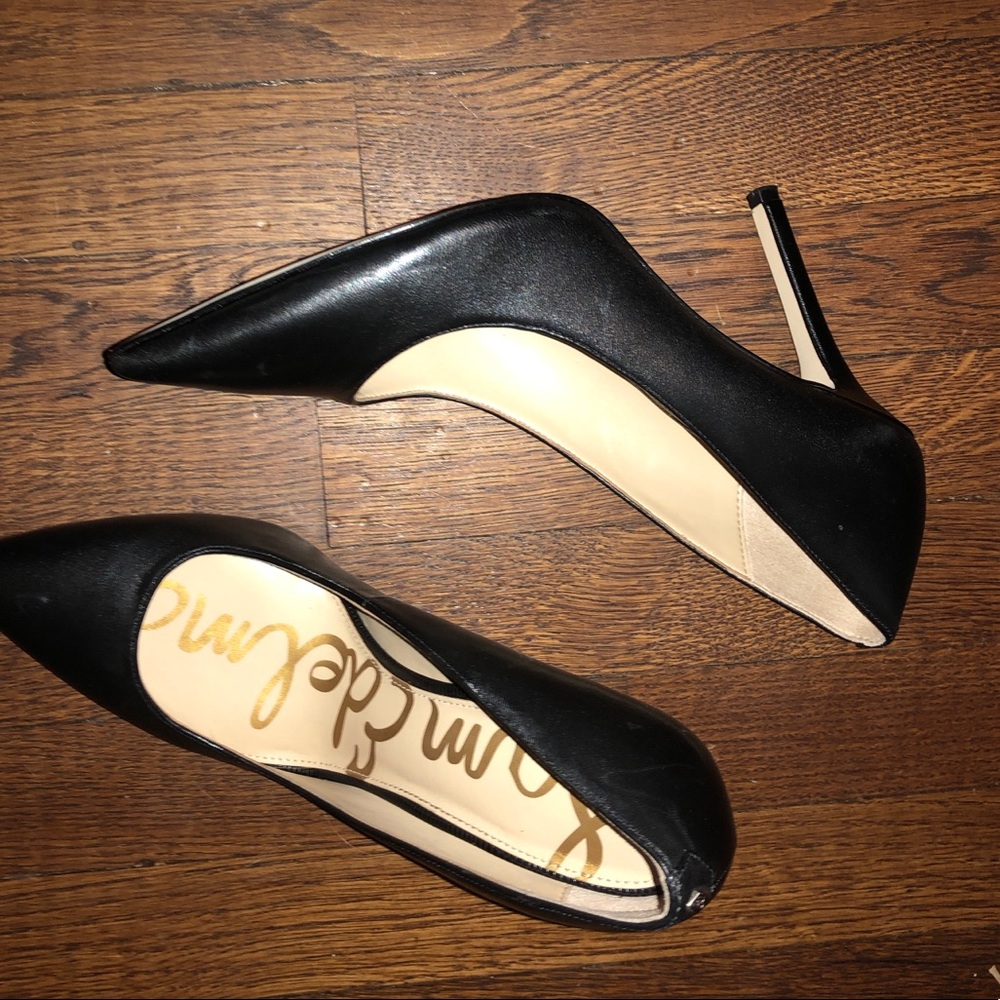 Sam Edelman pointy toe black leather pumps